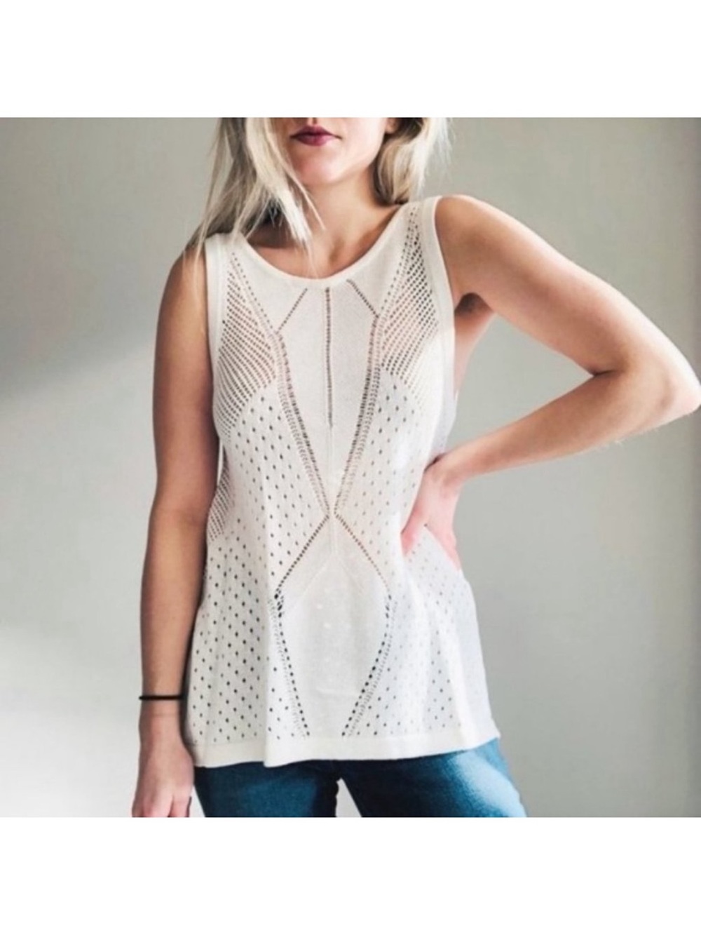 Cabi #5136 Ivory Open Knit Sleeveless Sweater Tank Tunic Top Size Medium